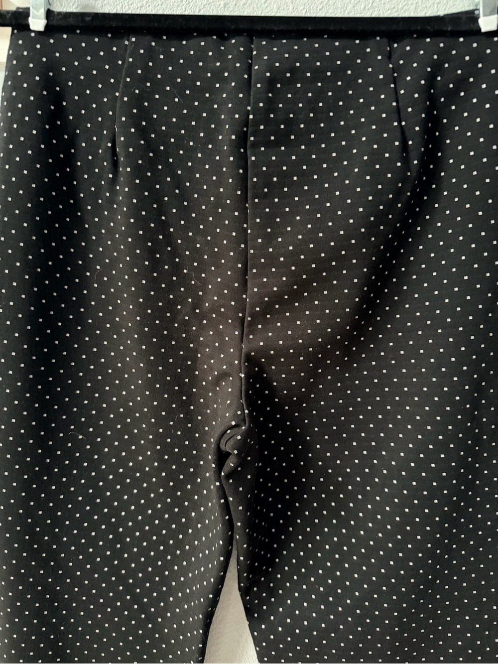J. Jill Black & White Polka Dot Ponte Slim Leg Pants Size Medium - Picture 6 of 12
